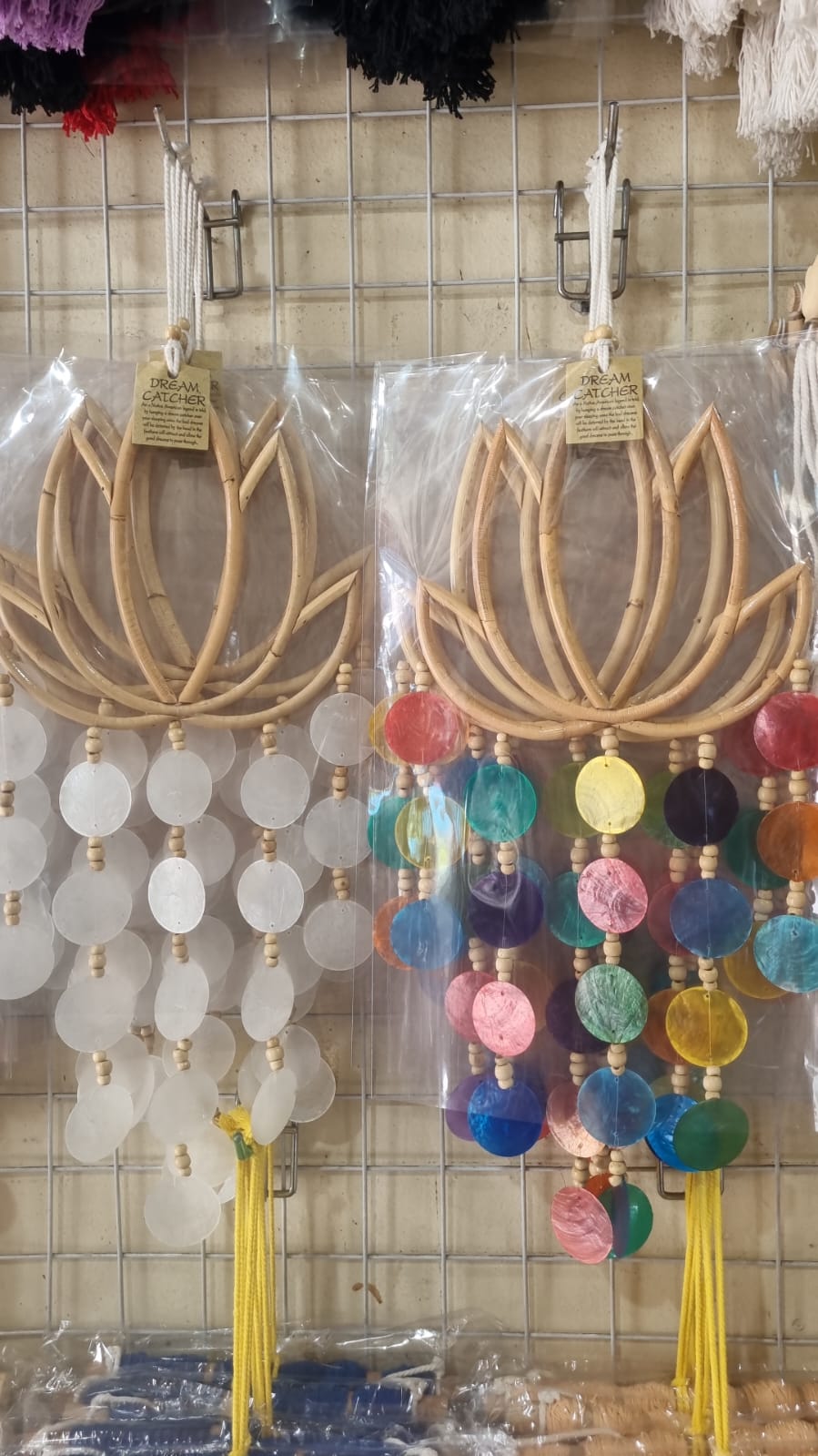 Lotus flower dreamcatcher made of rattan and hanging capiz shells – 22cm handmade wall decor in white or rainbow color