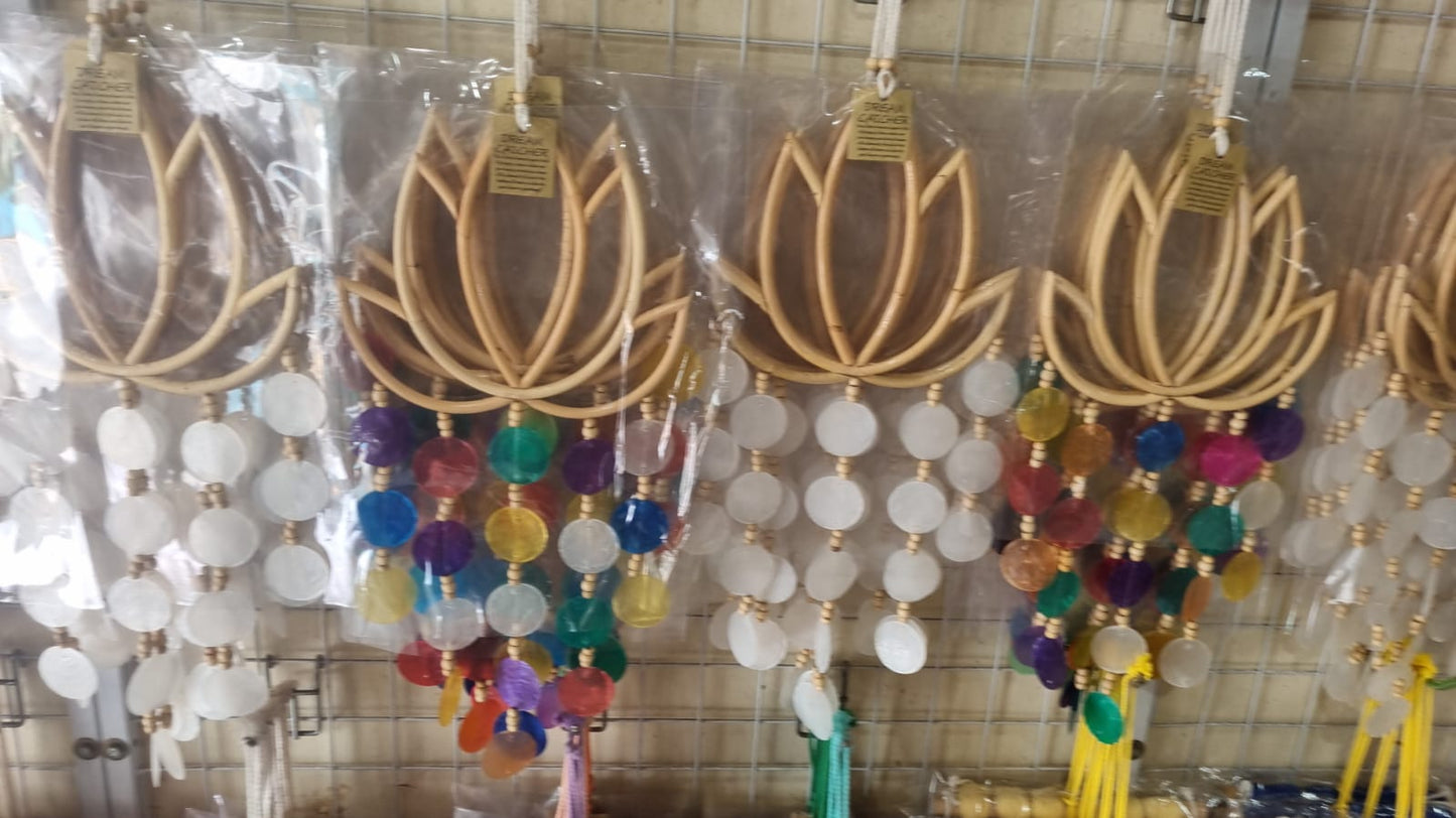 Lotus flower dreamcatcher made of rattan and hanging capiz shells – 22cm handmade wall decor in white or rainbow color