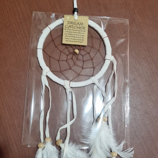 12cm handmade suede dreamcatcher with white feathers and wood beads – perfect for home décor or wholesale gifts.