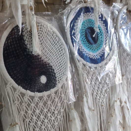 32cm handmade macrame dreamcatcher with cotton crochet center and long feather fringe – bohemian wall decor for modern spaces

