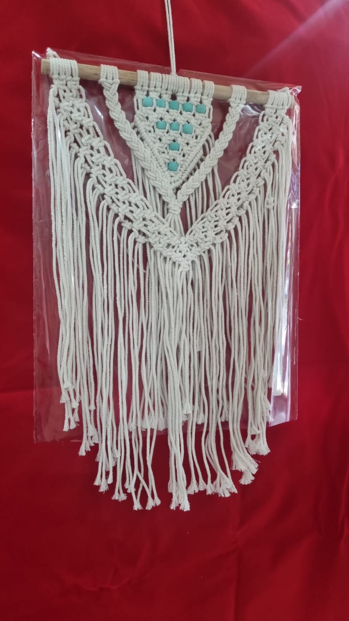 Handmade macrame wall hanging with owl motif and fringe, 40 cm wide cotton décor