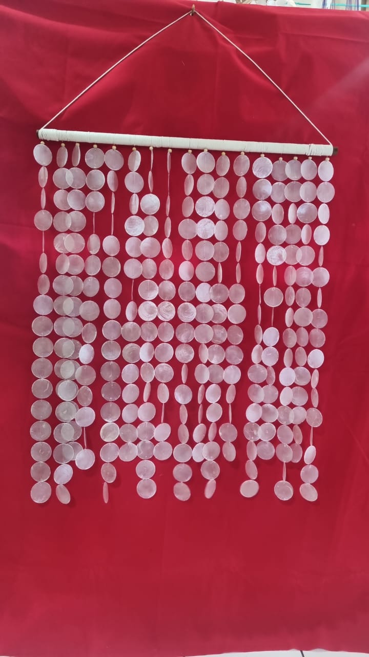 Coastal-style handmade capiz shell wall hanging, 70x100cm (27.5"x39.3"), natural shells on wooden rod for home and event décor