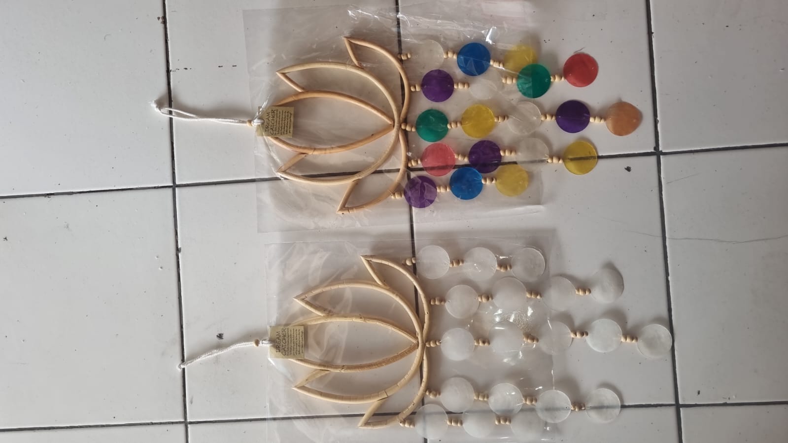 Lotus flower dreamcatcher made of rattan and hanging capiz shells – 22cm handmade wall decor in white or rainbow color

