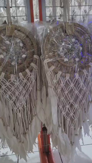 Large boho dreamcatcher with agel wrapped hoop, macrame knots, white feathers, and sea shell decor – 25cm handmade coastal wall hanging


