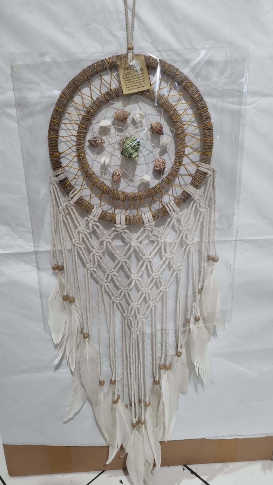 Large boho dreamcatcher with agel wrapped hoop, macrame knots, white feathers, and sea shell decor – 25cm handmade coastal wall hanging

